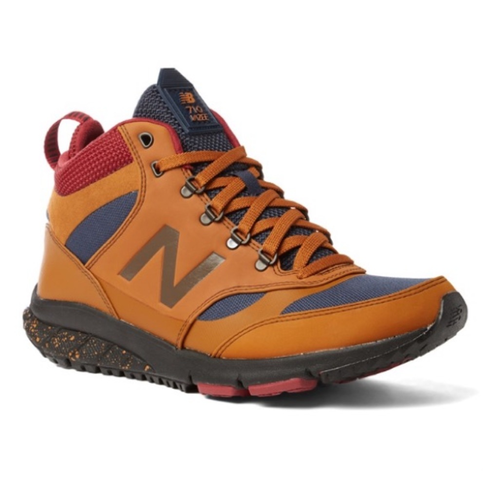 Men’s New Balance 710 Vazee Hiking Sneakerboot. Tan & Blue. Size 10